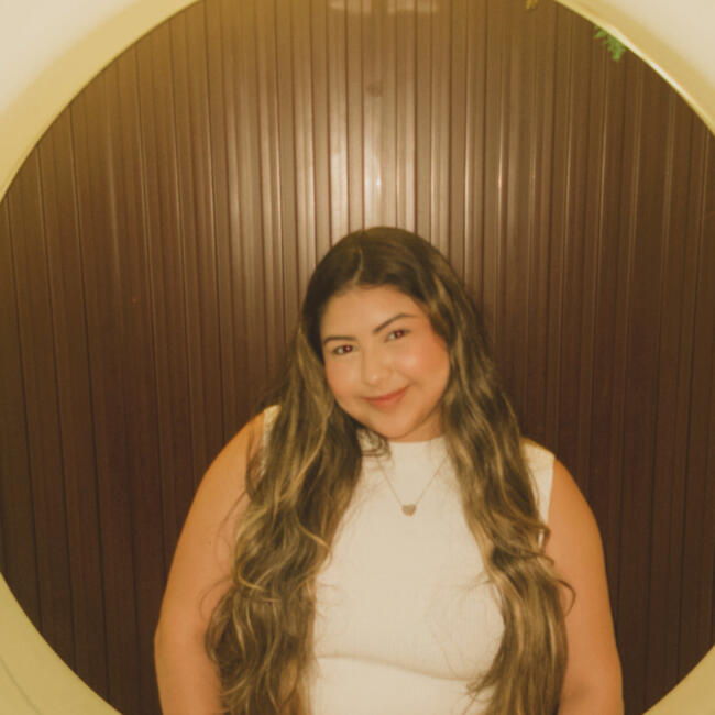 Babysitter in Castanhal: Paola lorrana