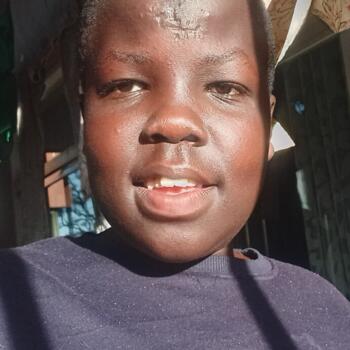Babysitter Nairobi: Emmanuel