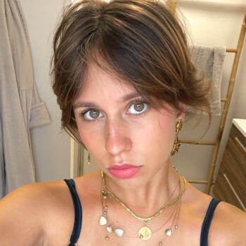 Babysitter in Chanceaux-sur-Choisille: Clarisse