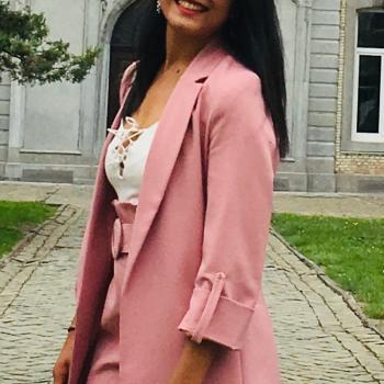 Babysitter Useldange: Sonia