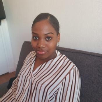 Baby-sitter Asnières-sur-Seine: Lenia