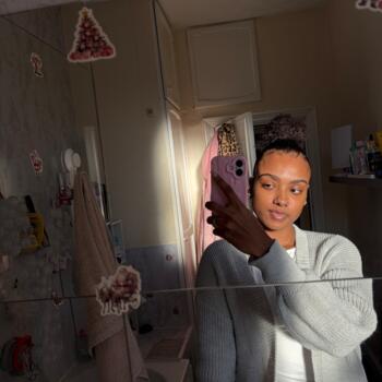 Babysitting job in Manchester: babysitting job Lisandra