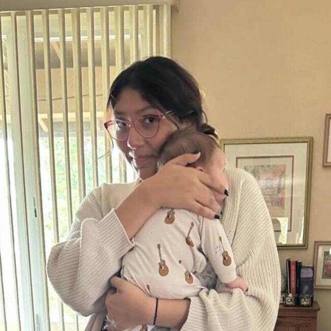 Babysitter in El Cajon: Darlene