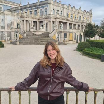 Babysitter in Sintra: Mariana
