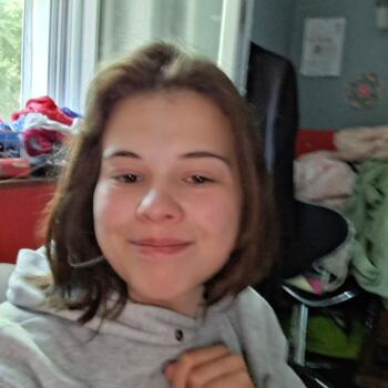 Babysitter in Rodez: Flore