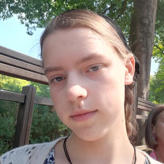 Babysitter in Deinze: Helena