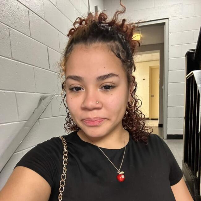 Babysitter in Reading: Alexus