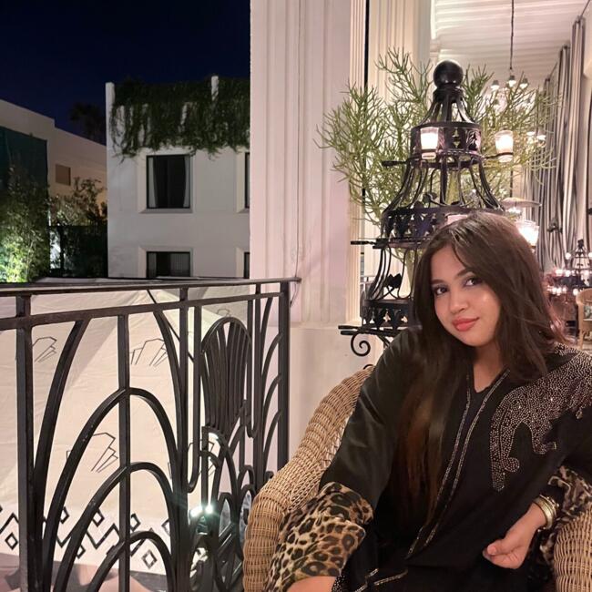 Babysitter in Casablanca: Hajar