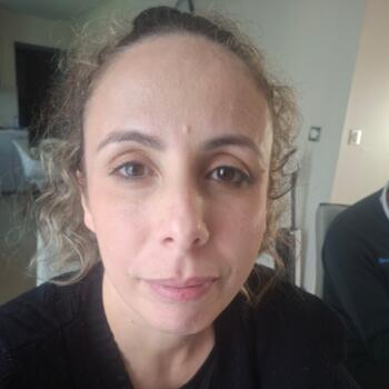 Nanny in Pierrefitte-sur-Seine: Tinhinane