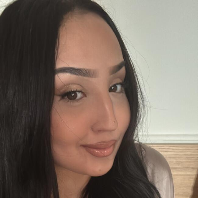 Babysitter in Saint-André-de-Cubzac: Ines