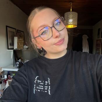 Babysitter Bully-les-Mines: Lisa