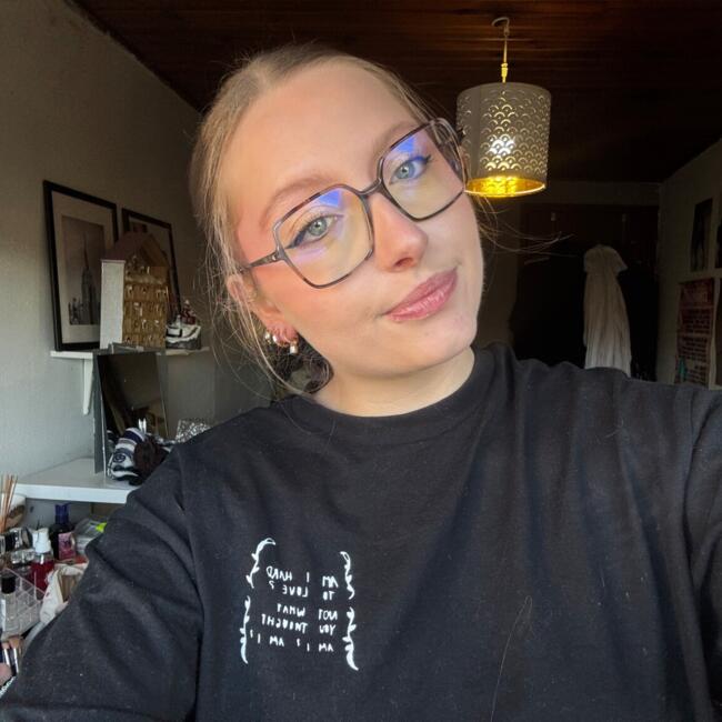 Babysitter in Bully-les-Mines: Lisa