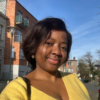 Babysitter in Asse: Gaelle