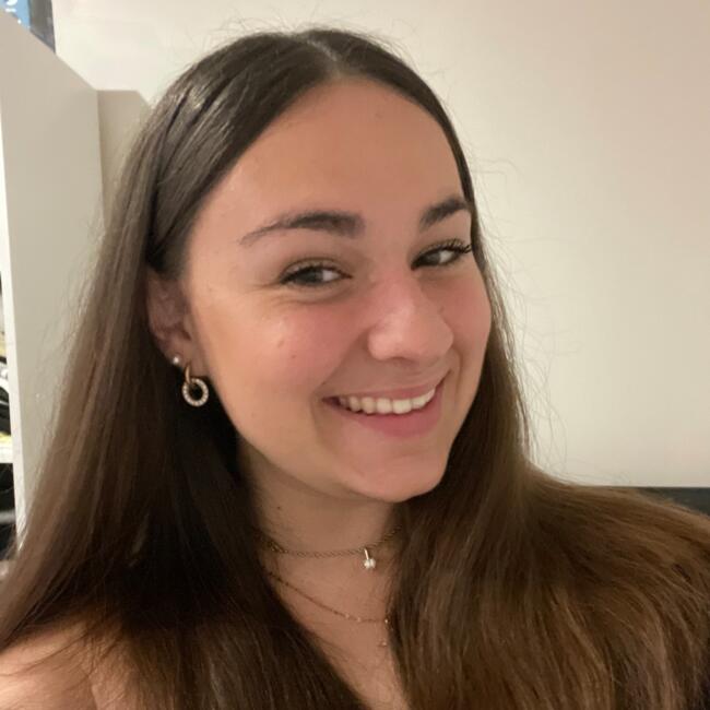 Babysitter in Arras: Marion