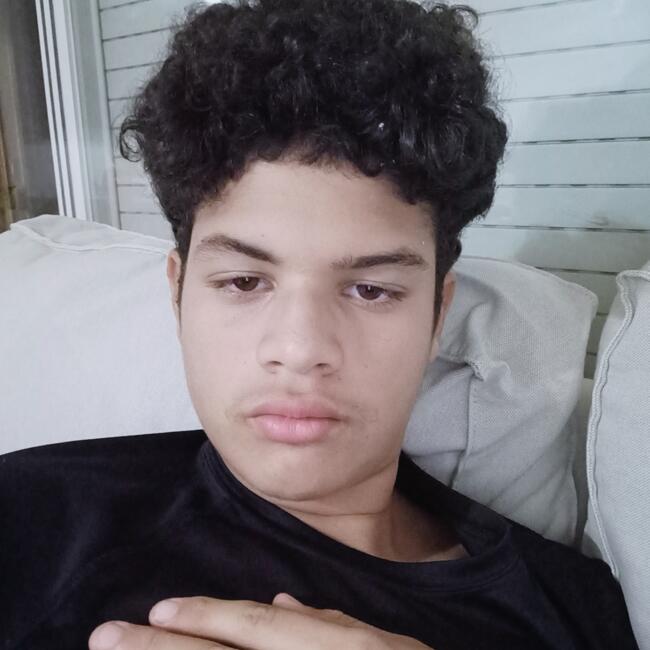 Babysitter in Terrassa: Adrian Lorenzo