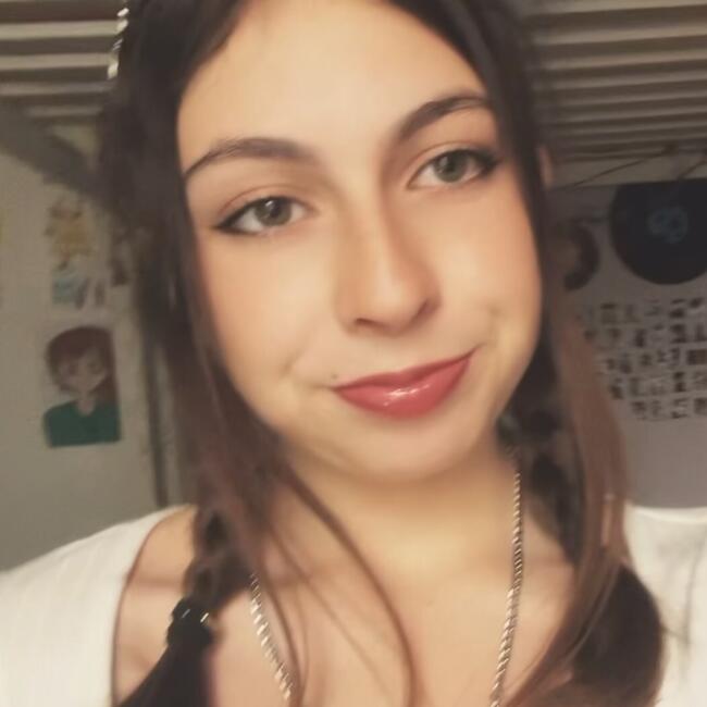 Babysitter in Caen: Gabrielle