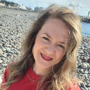 Babysitter in Câmara de Lobos: Carina