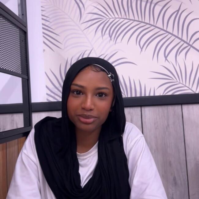 Babysitter in Oxford: Tasneem
