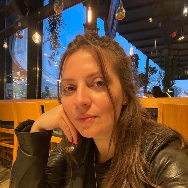 Babysitting job in Bucharest: Raluca