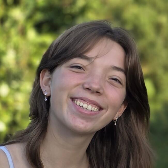 Babysitter in Ham-sur-Heure-Nalinnes: Constance