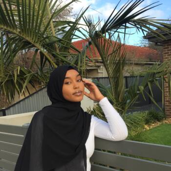 Babysitter in Melbourne: Pashun