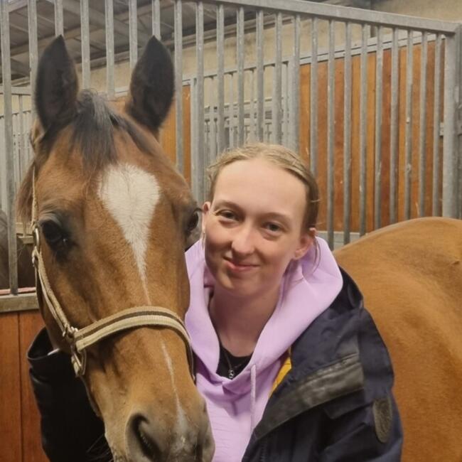 Oppas in Hilversum: Amber