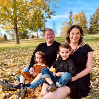 Babysitting job in Regina: babysitting job Colin