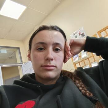 Babysitter Exireuil: Acélie