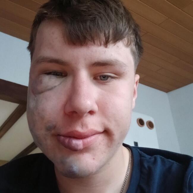 Baby-sitter in Dürrenäsch: Gian