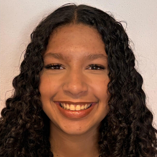 Babysitter in Redange: Iliriana