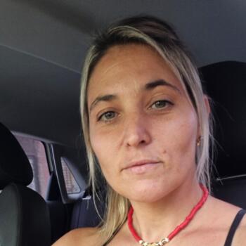 Trabajo para niñera en González Catán: trabajo para niñera Samanta