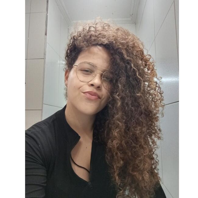 Babá em Barra Mansa: Juliana