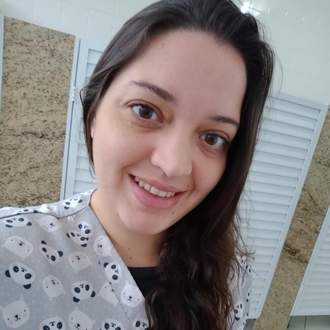 Babysitting job in Palhoça: Karina