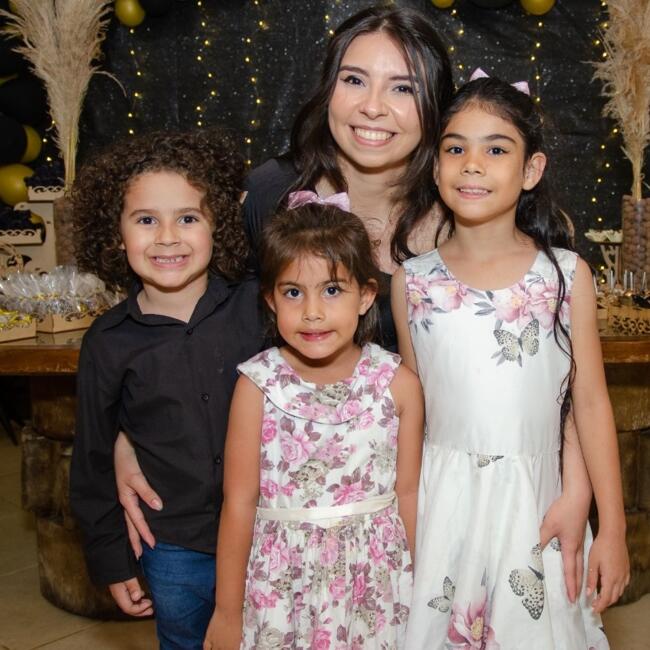 Babysitter in Boituva: Vitória