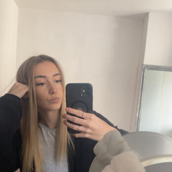 Babysitter in Saint-Jean-de-Maurienne: Loona