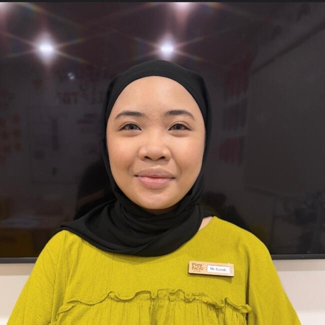 Babysitting job in Singapore: Nurul