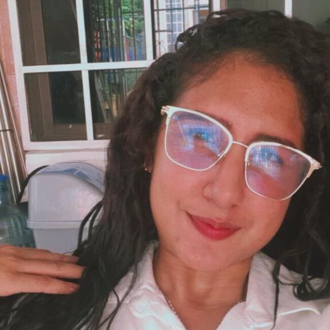 Babysitter in Sorá: Luz johana