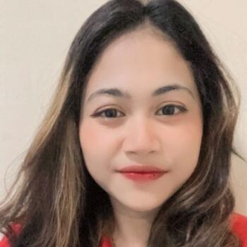 Babysitter in Jakarta: Novya