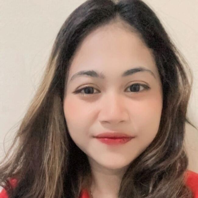 Babysitter in Jakarta: Novya
