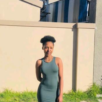 Babysitter in Cape Town: Simamkele