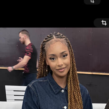 Babysitter in Namur: Eléonore