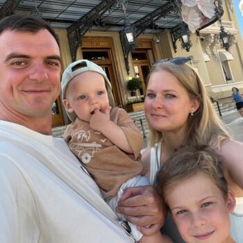 Babysitter Job in Berlin: Babysitter Job Arsenii