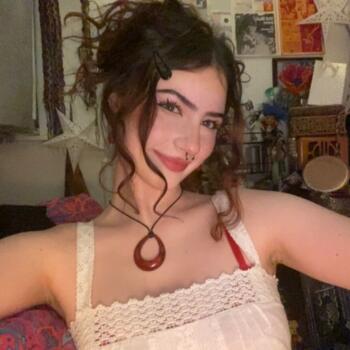 Babysitter in Liverpool: Alexia