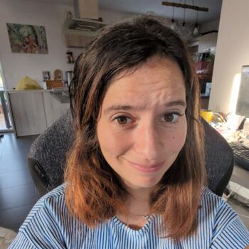 Babysitting job in Offekerque: babysitting job Maud