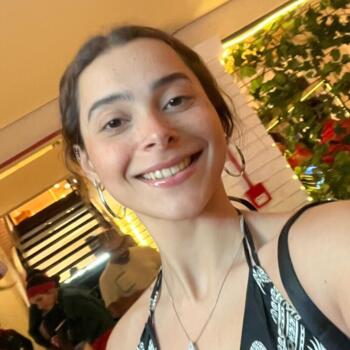 Babysitter in Porto Alegre: Allexia