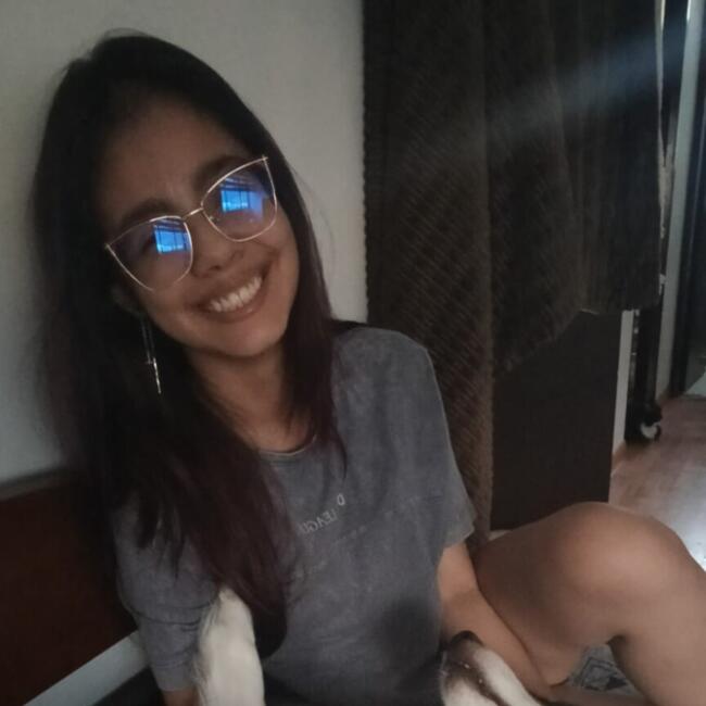 Babysitter in Armenia: Manuela