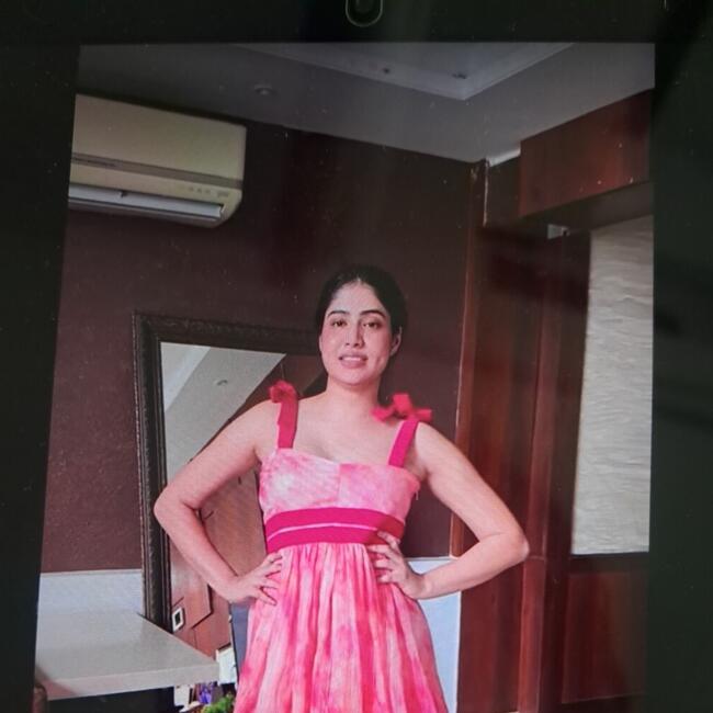 दिल्ली में बेबीसिटिंग की नौकरी: Anshika