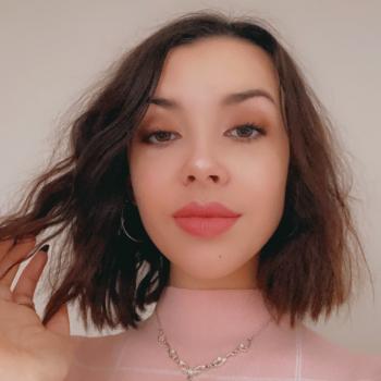 Baby-sitter in Paris: Loréna