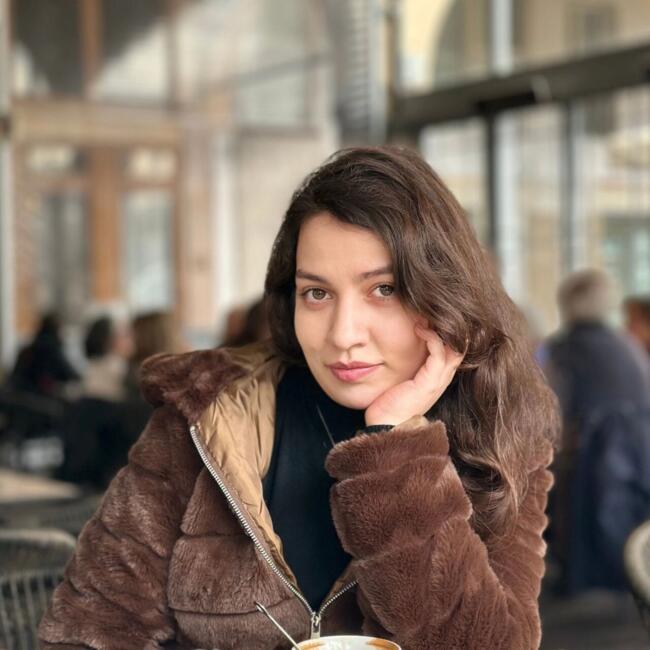 Babysitter in Karlsruhe: Seyedehmonireh
