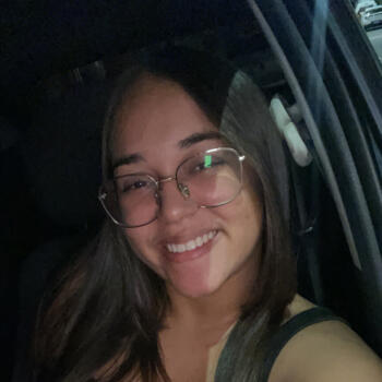 Babysitter Serra: Adrielly